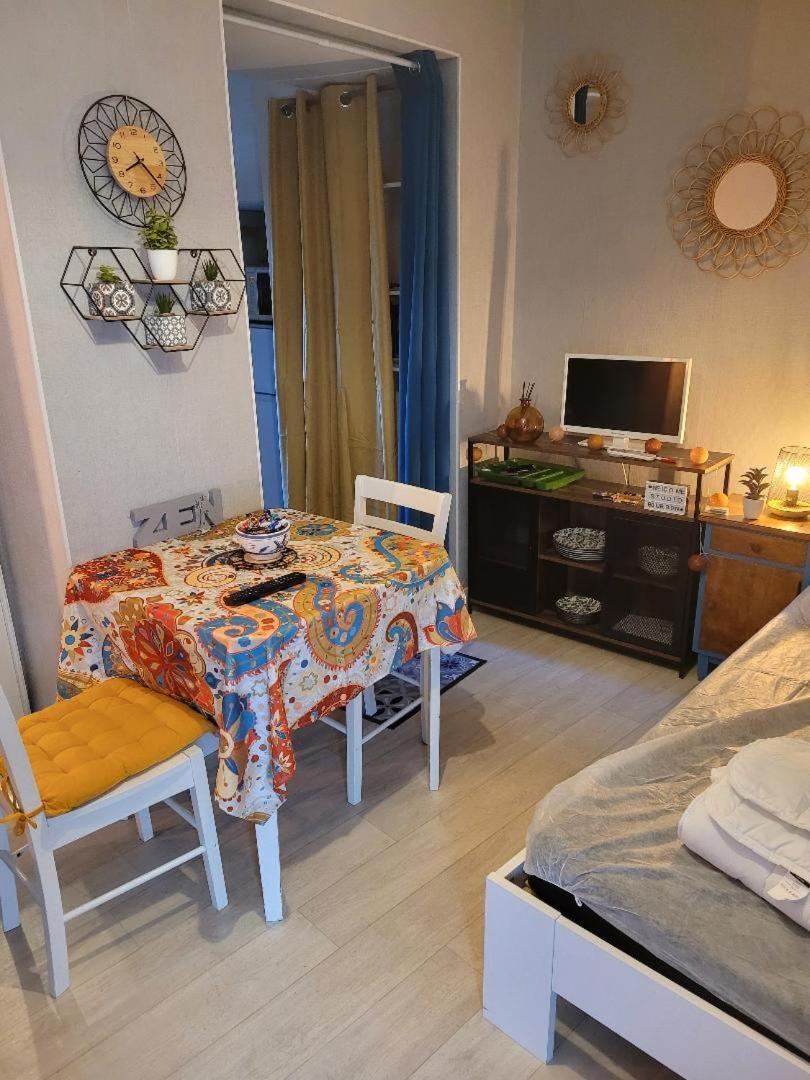 Apartament Studio Bourbon La Roche-Posay Zewnętrze zdjęcie